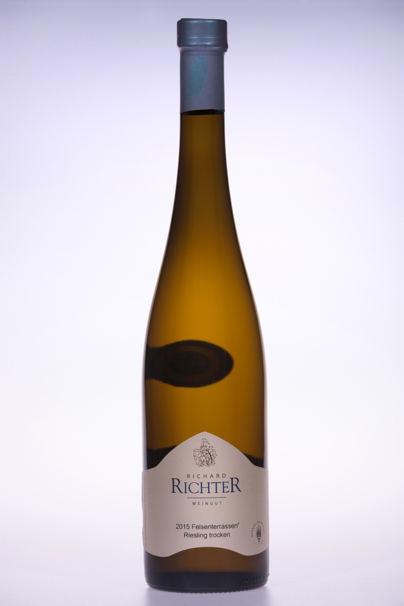 2015 Felsenterrassen Riesling trocken 2015 Felsenterrassen Riesling trocken